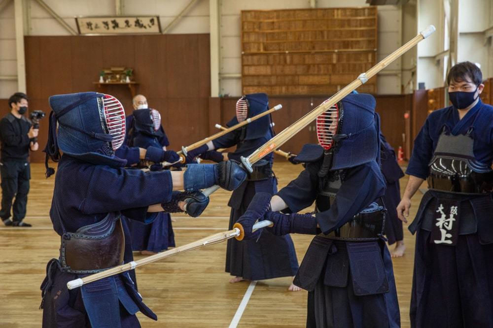 全国トップレベルの指導を受けられる剣道orなぎなた体験でSAMURAIの世界に触れよう！