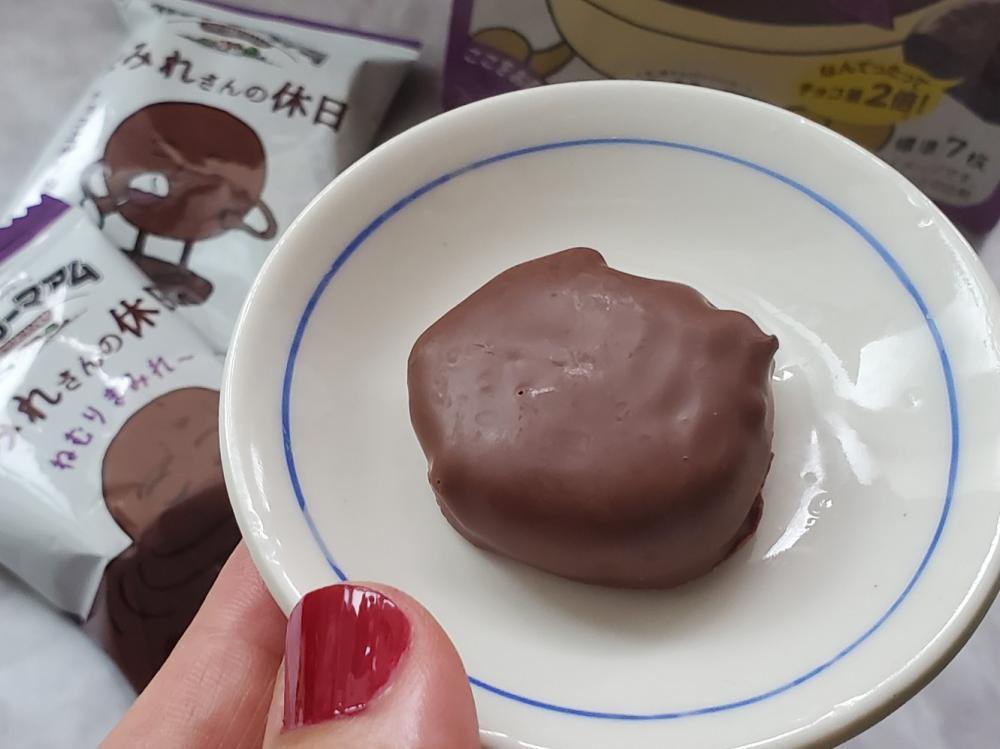 カントリーマアムの新「チョコまみれ」はラムレーズン好きなら「即購入」!