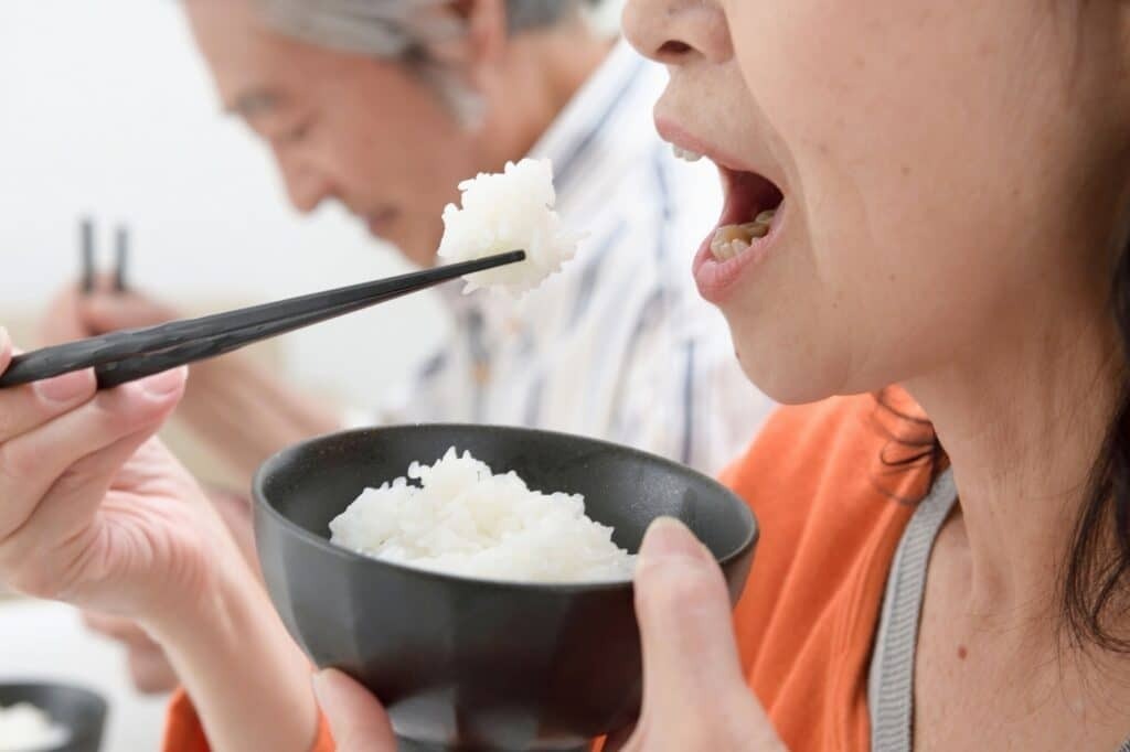 災害に備える非常食は何を揃えたらいいの？　種類や賞味期限、揃える目安や選び方！