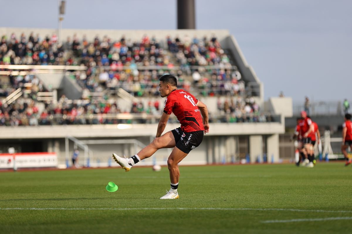 2位・S東京ベイ×3位・横浜E、プレーオフを見据えた決着戦がキックオフ!!