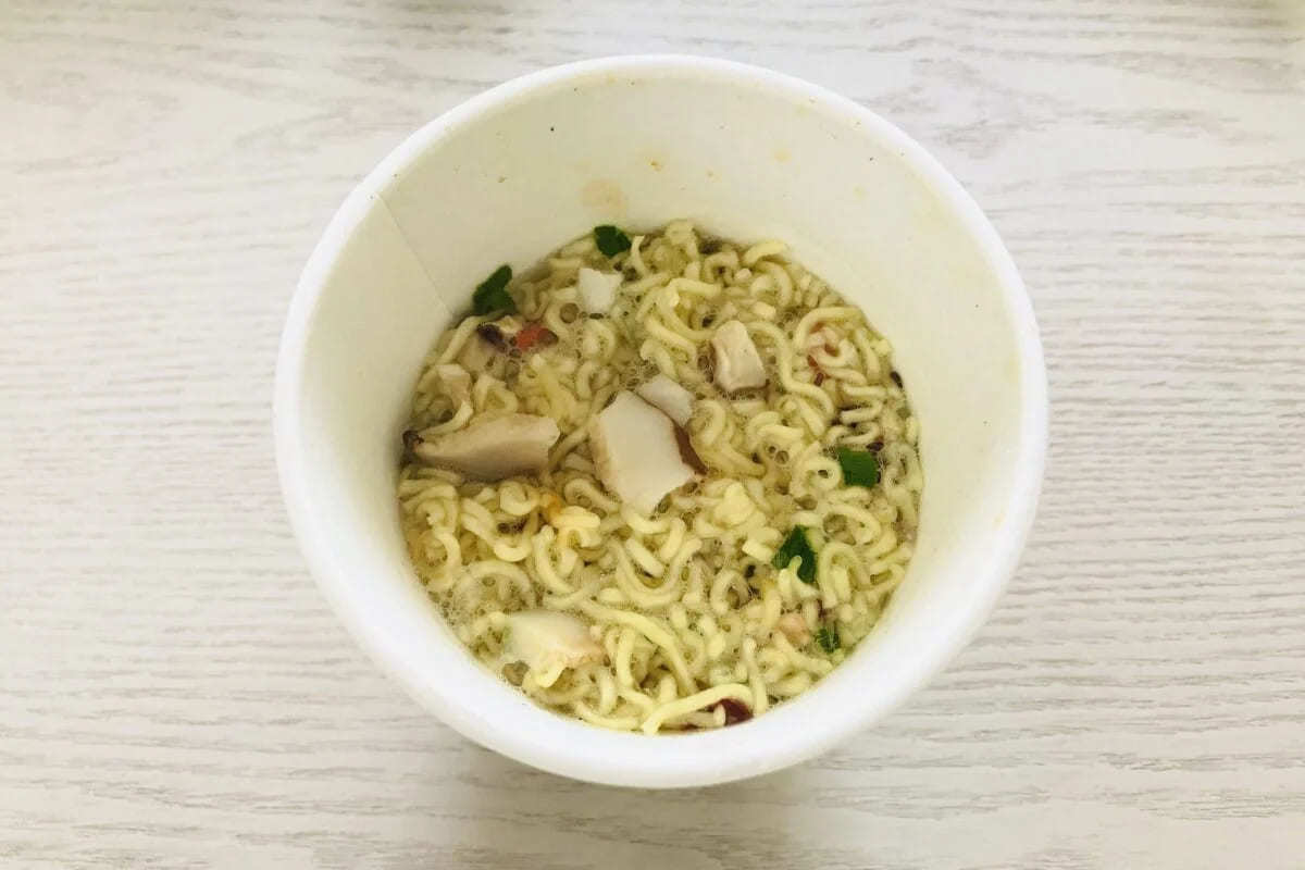 マツコも驚いた「韓国インスタント麺の食べ方」が激ウマ　これは絶対やるべき…