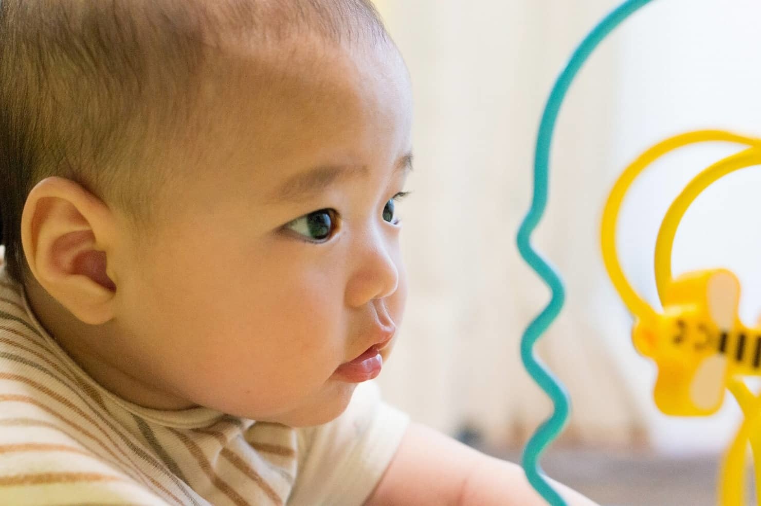 0~2歳には音の出るおもちゃがおすすめ! 年齢別の人気商品を紹介