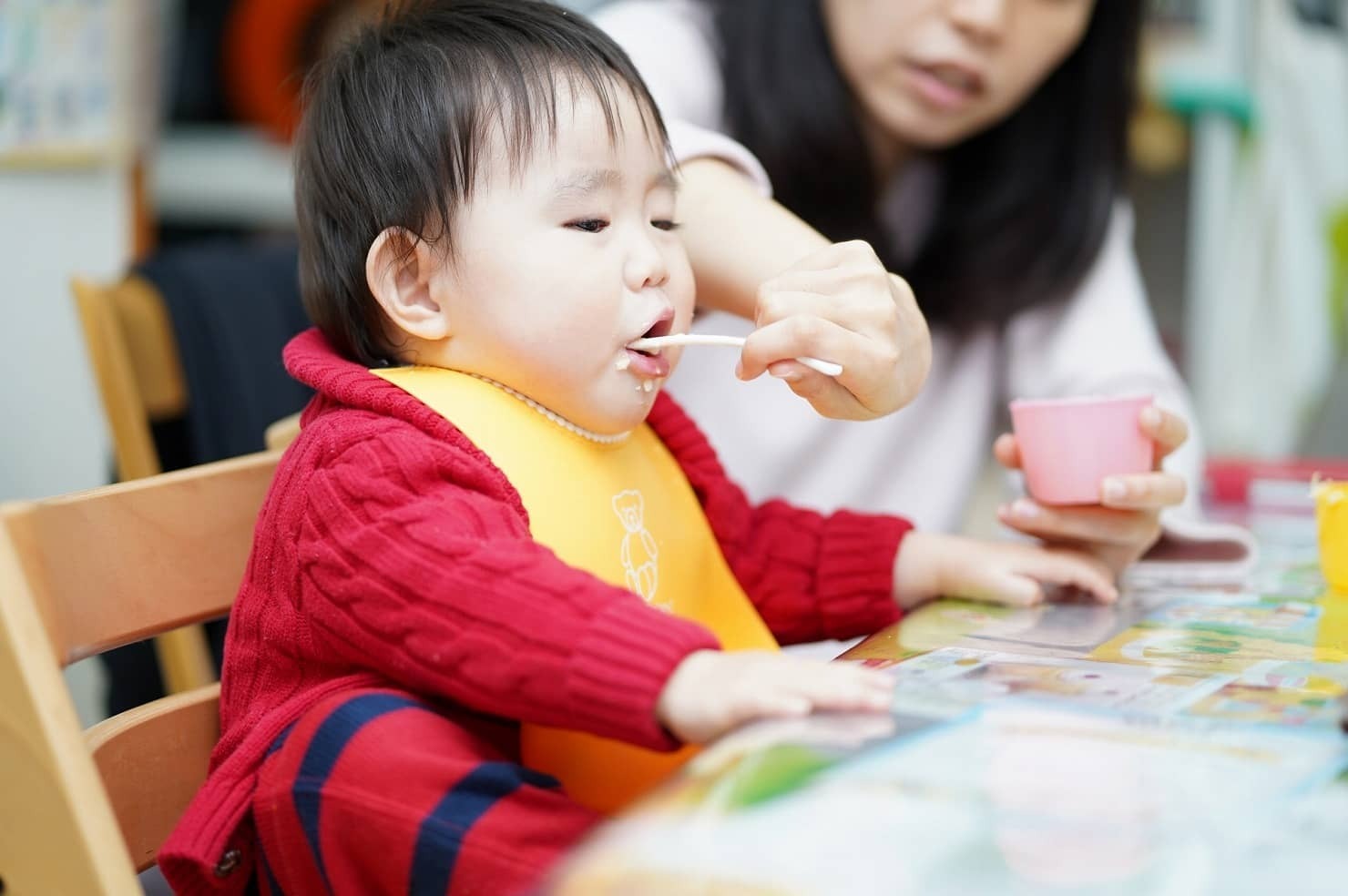 【管理栄養士監修】赤ちゃんの離乳食はいつからどう進める？ 　離乳初期～完了期までそれぞれ紹介！