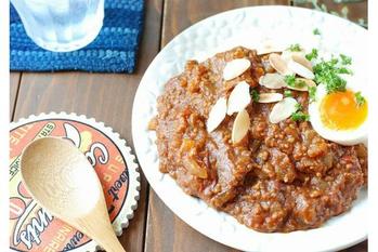 レンジだけでこんなに美味しくできるの?!おかわりの声が止まらない!無水トマトキーマカレー