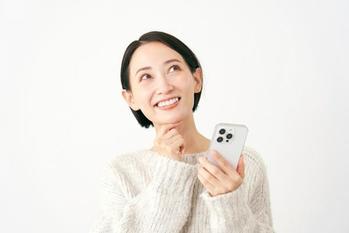 「iPhone16e」vs「iPhone16」価格差は「2万5000円」だけど、実際どんな差があるの? 違いやコスパを検証