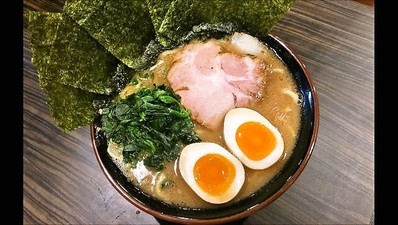 秋葉原の家系ラーメン店8選！本格濃厚スープの名店や深夜営業の人気店も！