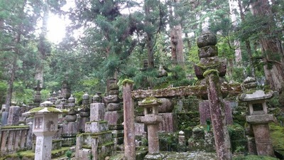 巡るのを躊躇う！？【高野山】奥之院に伝わる少し怖～い七不思議！1.jpg