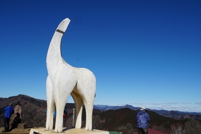 【神奈川】初心者にも人気の陣馬山 あこがれの360度大パノラマ！1.jpg