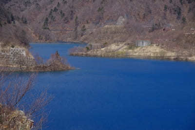 【群馬県】癒しとリフレッシュを実現！神秘的な青に輝く「四万湖」と「奥四万湖」1.jpg