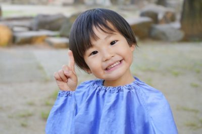 【幼稚園・保育園・認定こども園】通わせるならどっちがいい？ワーママにはどちらが便利？比較してみた