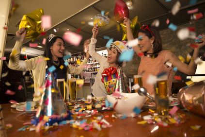 一人のクリスマス、元彼にキモい電話かけちゃった！聖夜の失敗談