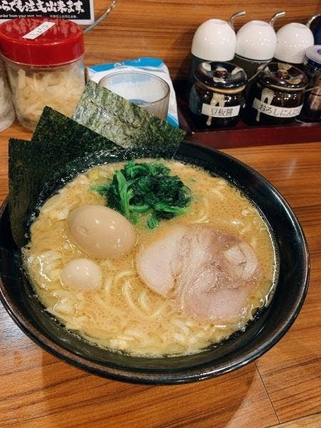 下北沢の家系ラーメン店3選！本格濃厚スープの名店や深夜営業の人気店も！