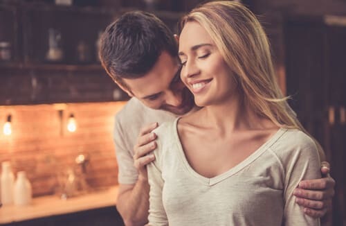 「愛おしい」と男性が感じる彼女の態度・行動9選