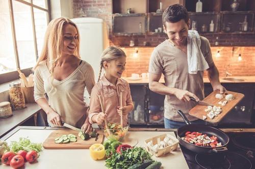 40代魅力的な女性とは？モテるアラフォーの特徴15選！