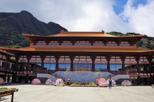 【群馬県・佛光山法水寺】台湾の異国情緒溢れる天空のパワースポット！禅体験やヘルシーグルメも1.jpg