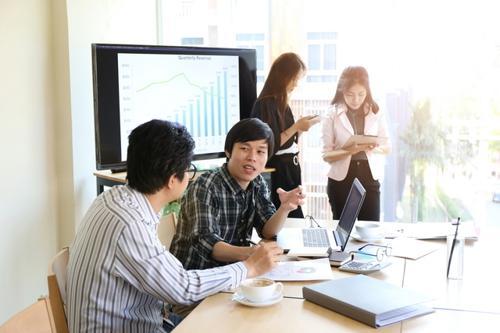 職場で女性に無視されている時の原因をご紹介！人間関係を悪化させない対処法も！