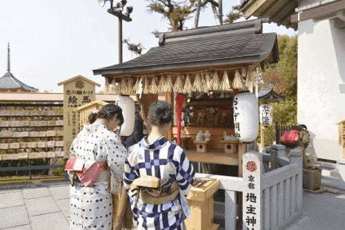 京都・縁結びの神社＆寺院13選！京都のパワースポットで恋愛成就を祈願しよう