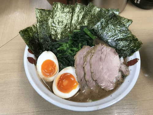 池袋周辺の家系ラーメン店13選！本格濃厚スープの名店や深夜営業の人気店も！