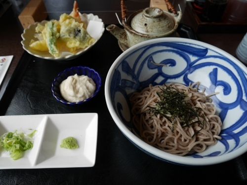 【三重】巨大な建築物に圧倒！夏の蓮も美しい「高田本山専修寺」1.jpg