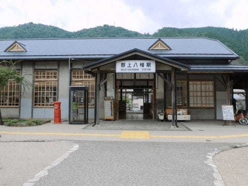 岐阜のローカル線・魅力溢れる「長良川鉄道」沿線案内1.jpg