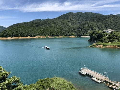 【神奈川】水と緑に囲まれた清川村「宮ヶ瀬湖畔園地」見どころ紹介1.jpg