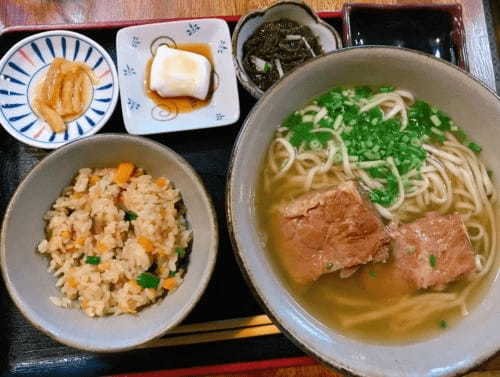 沖縄本島のおすすめランチ17選！沖縄グルメの名店特集1.jpg