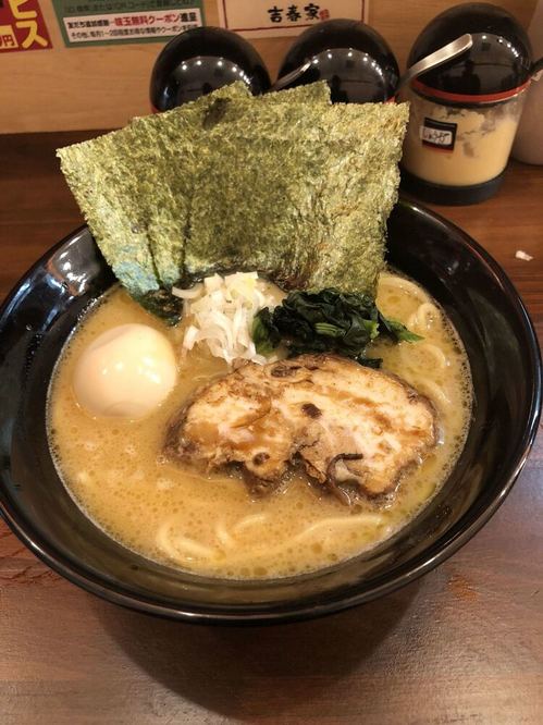 池袋周辺の家系ラーメン店13選！本格濃厚スープの名店や深夜営業の人気店も！