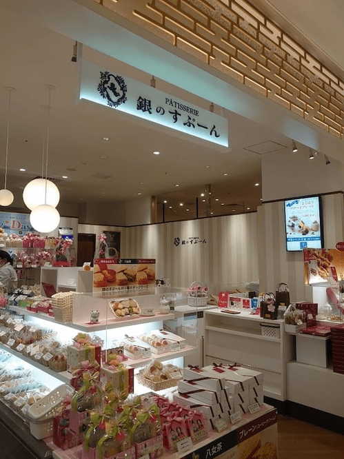 博多駅のケーキ屋おすすめ22選！手土産・誕生日に人気な名店や駅ナカ店も！