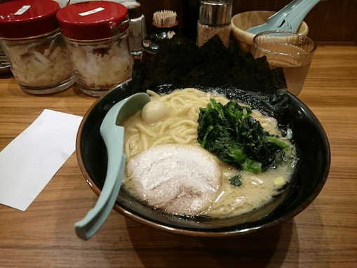 浦和エリアの家系ラーメン店7選！本格濃厚スープの名店や深夜営業の人気店も！