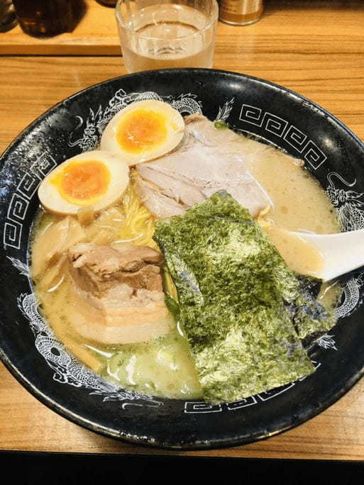 渋谷エリアの家系ラーメン店11選！本格濃厚スープの名店や深夜営業の人気店も！