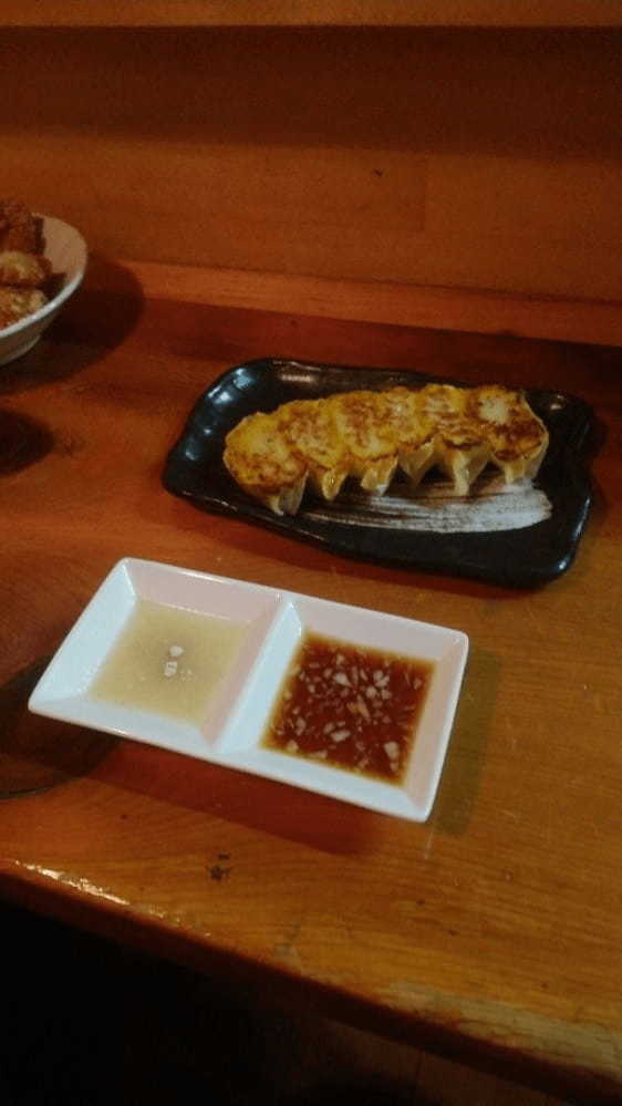 松山の餃子おすすめ7選！鉄板餃子が人気な居酒屋や話題の新店舗も！