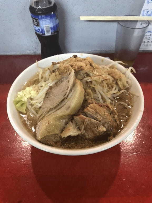 沖縄の二郎系ラーメン15選！ジロリアンも満足なデカ盛りインスパイア系も！