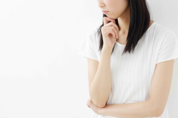 女性の先輩に結婚報告したら「ねたましい」と一言…。その理由にドン引き