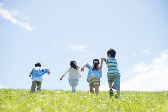 夏の帰省でバツイチになった先輩と再会、燃え上がる恋が始まると思いきや…