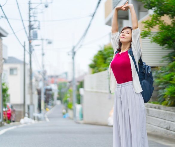 「服は母が選んでます」20年前のモテ服で、母親と一緒に婚活する30歳女性