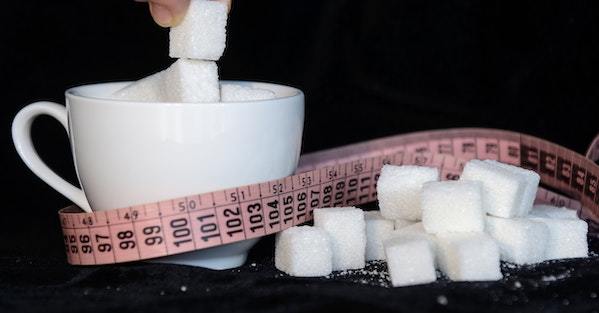 糖質制限ダイエットは体に悪い？無理せず健康的に続けるポイントとは