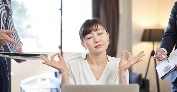 嫌な上司はスルーでOK！最強の「受け流しスキル」を身につけよう