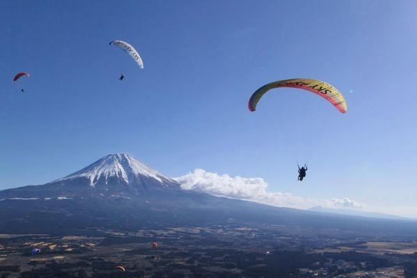 【結婚内祝い】上司に贈りたい結婚祝いのお返しにおすすめの品物と注意点とは？