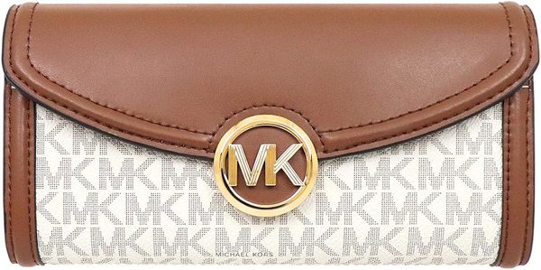 マイケルコース(MICHAEL KORS)が人気の年齢層は？おすすめアイテムをご紹介！