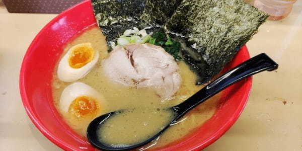 沖縄本島の家系ラーメン全11店！本格濃厚スープの名店や深夜営業の人気店も！