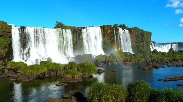 バーチャル旅行のすすめ。Googleアースで世界の絶景を見に行こう