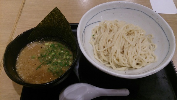 東京駅のつけ麺おすすめ13選！駅ナカで行列の絶えない人気店や隠れた名店も！