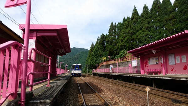 全国に4つだけの恋の駅！鳥取県・恋山形駅と周辺の立ち寄りスポット