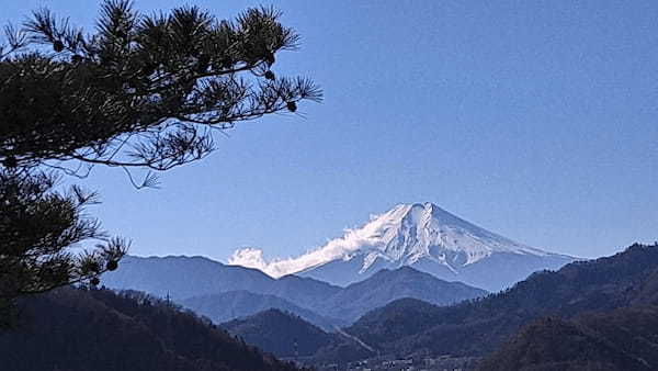 【山梨】冬の「鬼の岩屋」を覗く！岩殿山を登ろう1.jpg