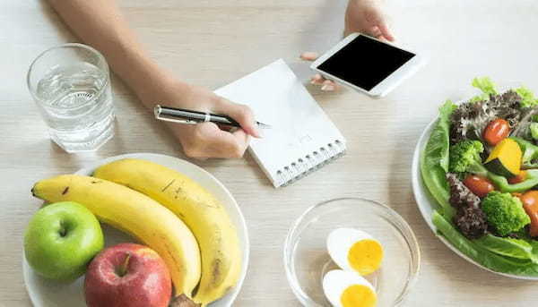 AdobeSバナナがダイエットに効果的な3つの理由！食べる本数やタイミングについてバナナがダイエットに効果的な3つの理由！食べる本数やタイミングについても解説！解説！tock_236894321.jpg