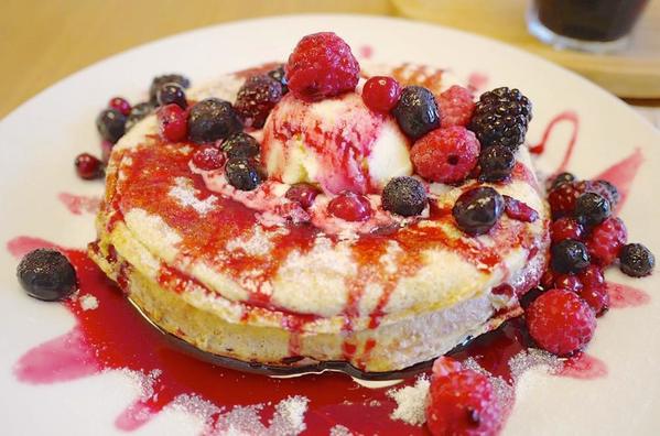 沖縄のパンケーキが美味しい店28選！ふわふわ絶品の人気店や高コスパ穴場カフェも！