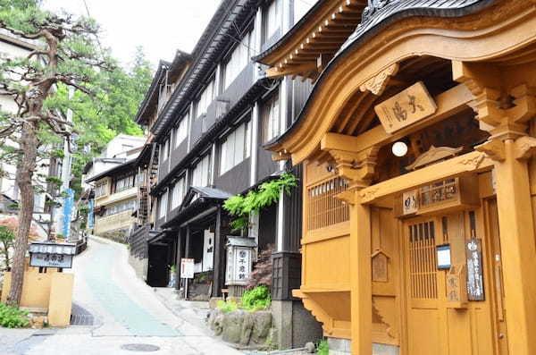 快適な電車の旅！飯山駅周辺の立ち寄りスポットと野沢温泉の楽しみ方1.jpg