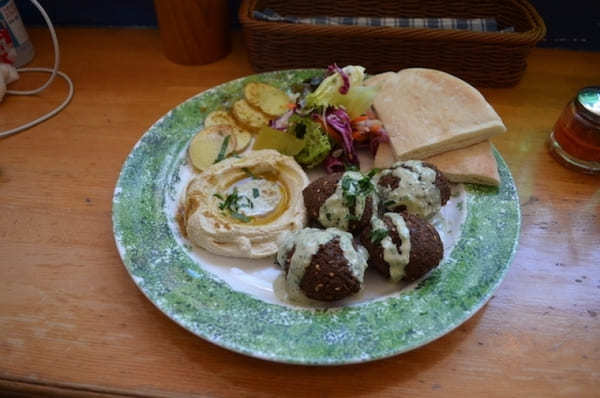 イスラエル料理を東京で食べるならこの3店