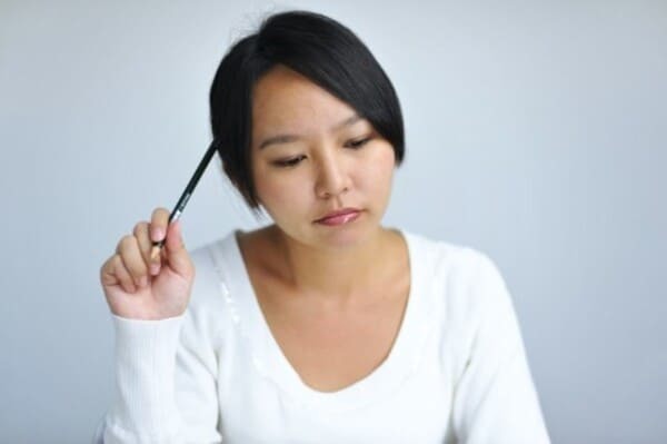 虚しいと感じる気持ちの心理7選!対処法も解説します!