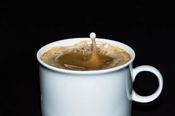 コーヒーにミルクを加えるとどんな効果があるの？ 健康に気をつけたいならコーヒーフレッシュに注意を！